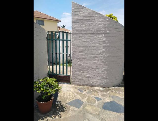 1 BEDROOM APARTMENT FOR SALE IN PINETOWN